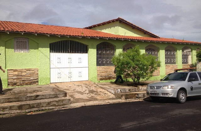 GRAN CASA EN SALINAS PARA TEMPORADA Y VACACIONES