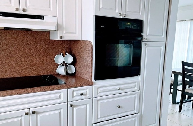 Great home & location for up to 8 guest!