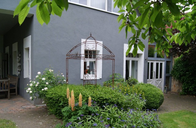 Gran casa con mucho espacio .....