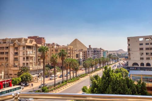 Great khattab pyramids hotel