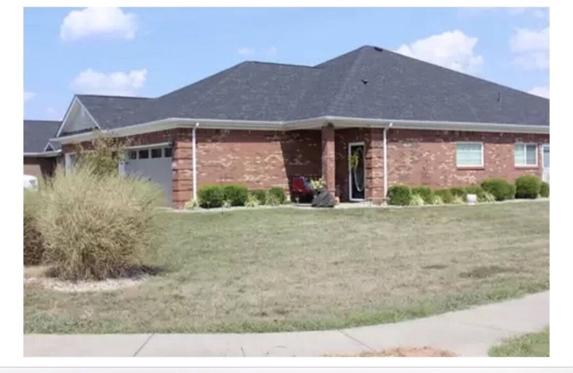 Great location next to ball park, college, hospital, restaurants and shopping.