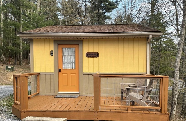 Great location near Winterplace Ski Resort!