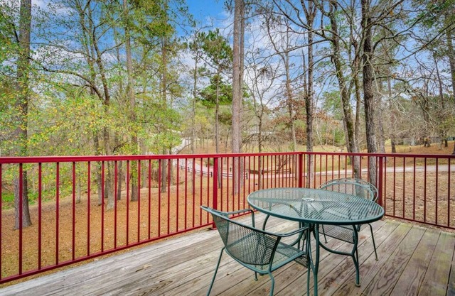 Great place - 2BD + 2BA + Kitchen + Pool