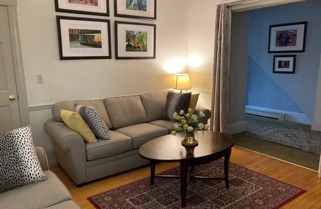 Muy elegante, 1 habitación en casa en una casa, a poca distancia del centro