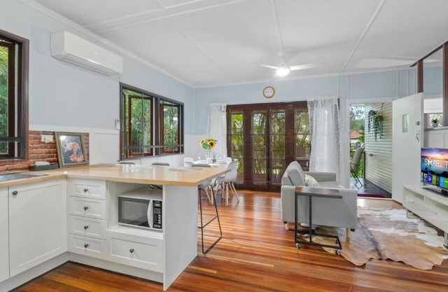 Great value 3BD house at a convenient location
