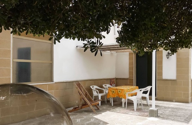 Great value two-room flat by fine sandy beach near Lecce m722