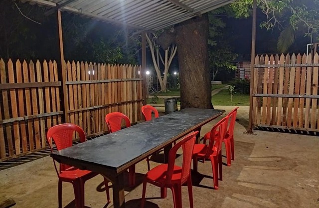 Green Acres Holiday Home @SAGAON