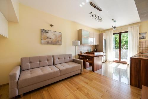 Green District 2BR AirConditioned P
