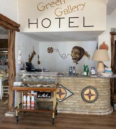 Green Gallery Hotel and Restaurant