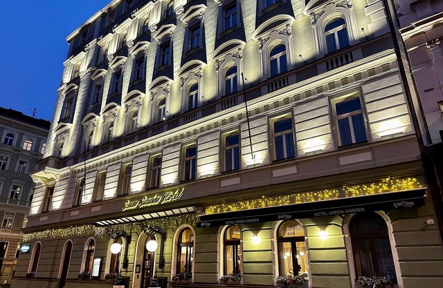 Green Garden Hotel