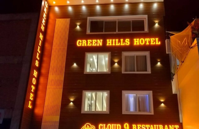 GREEN HILLS HOTEL