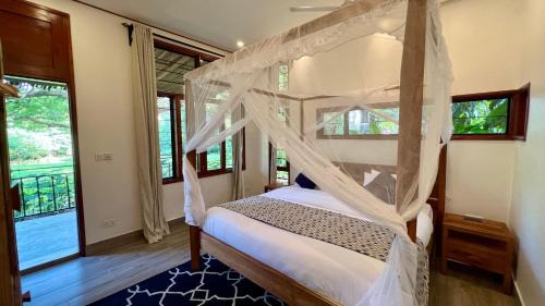 Green Hills Lodge