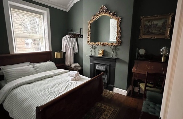 Green room - at The Royal Lodge Dublin