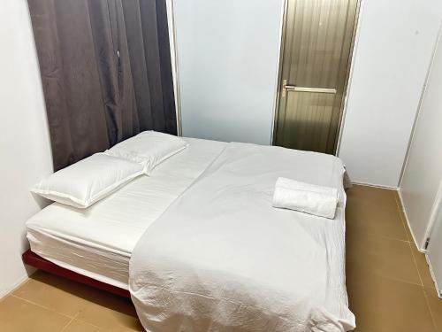 Green sea apartment