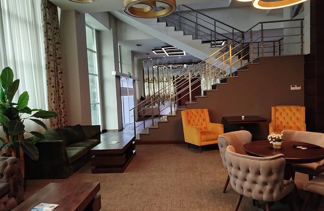 Green Tower Hotel