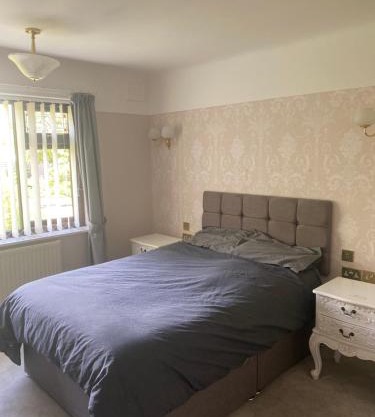 Greenacre house near John Lennon airport
