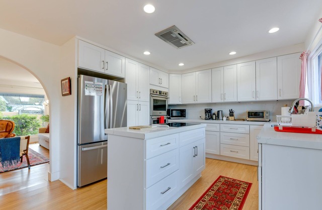 Greenbrae Garden Cottage Near Beaches & Redwoods