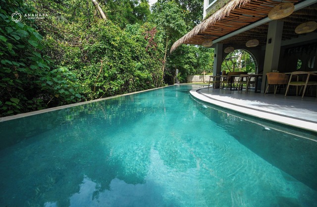 Greenforest Anahata 4 Star Hotel