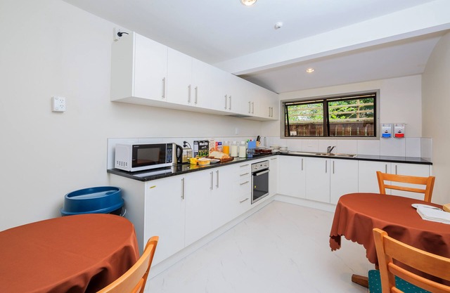 Greenlane Motel