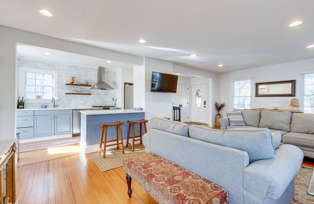 Greenport Home w/ Harbor View Near Ferry & Beaches