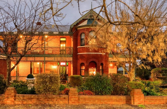 Grenfell Hall B&B