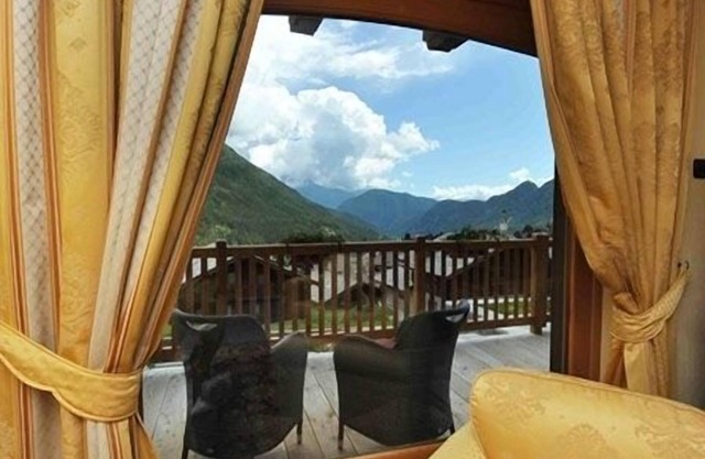 Gresil Residence