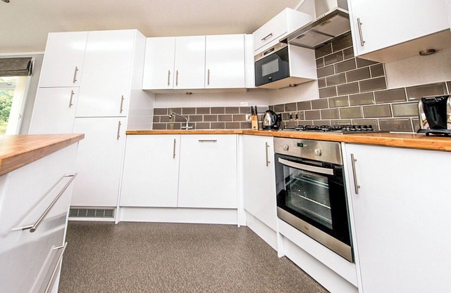3 bedroom accommodation in Carnforth