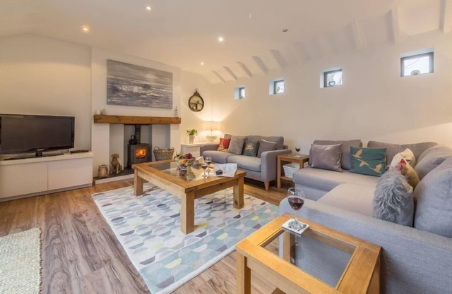 Greyseals es una casa contemporánea relajada que ha sido bellamente renovada en todo.