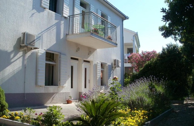 Grgin Apartments