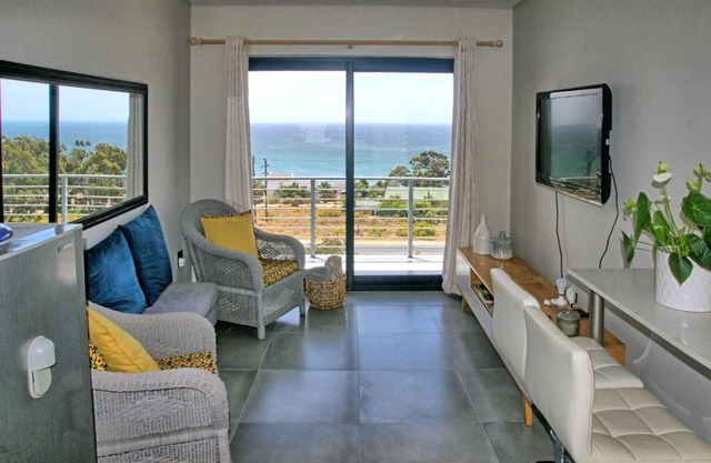Grietas villa 2