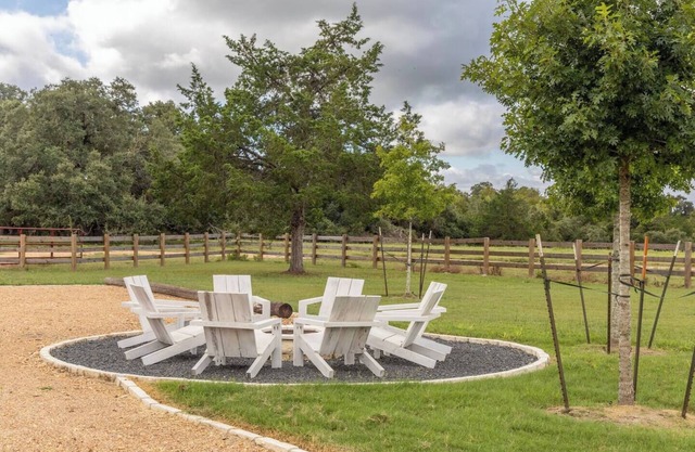 A Round Top Gem! | Fire Pit | Grill | Cottonwood Ranch