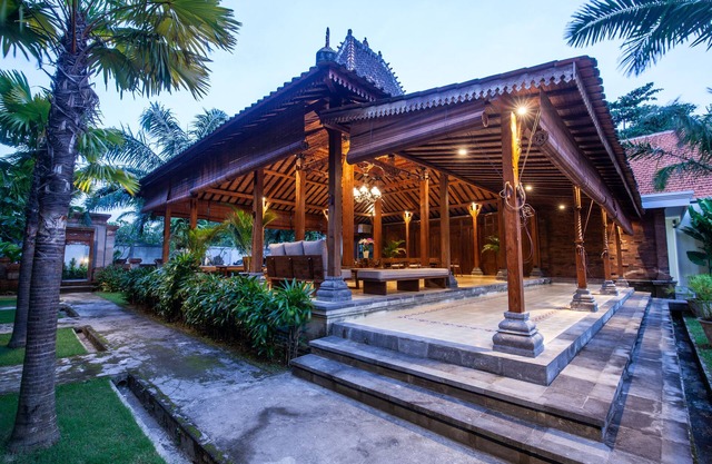 Griya Shanti Suites