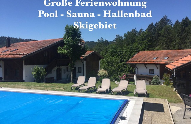 Große Ferienwohnung Pool Sauna Hallenbad Wintersport bei Passau