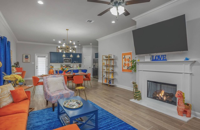 Groovy, New & Modern! Tv in each room.