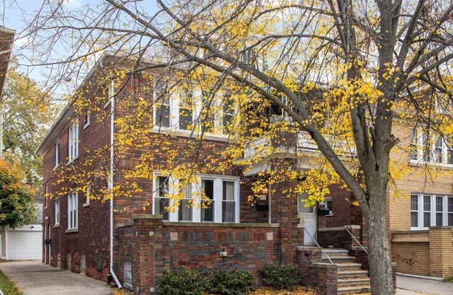 Grosse Pointe Park Charmer