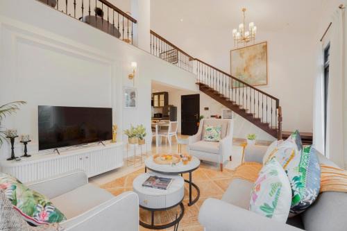 Grosvenor House by Hireavilla - 3BHK Duplex with Pool in Assagao