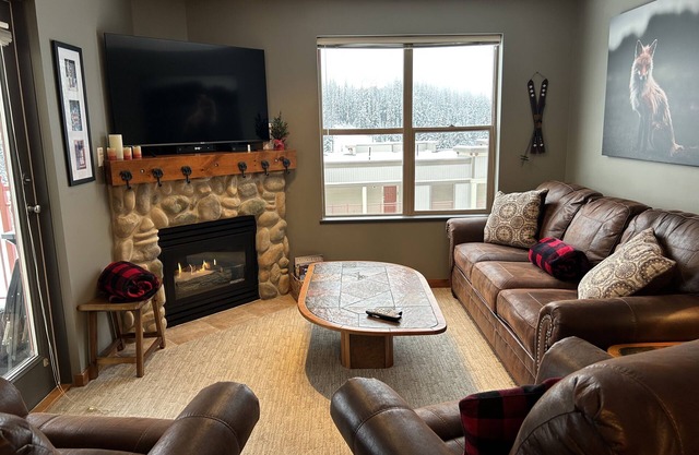 Corner Unit 2 Bed / 2Bath Upgraded Corner- True Ski In / Ski Out - Se aceptan mascotas