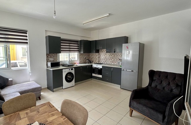 Ground floor 2 bedroom flat to hire