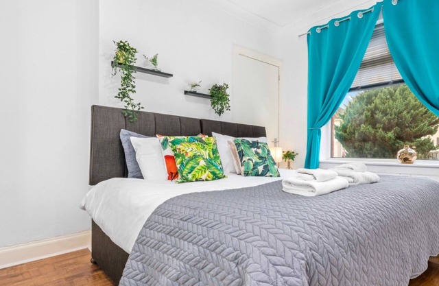 Ground floor apartment perfect for local contractors