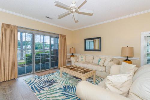 Ground Floor Condo 2 bed 2 bath Riverwalk at Arrowhead Country Club Unit 104