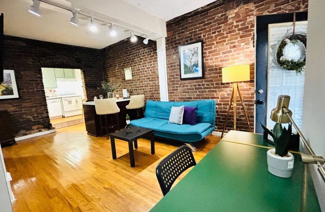 Ground floor flat at Virginia Highlands