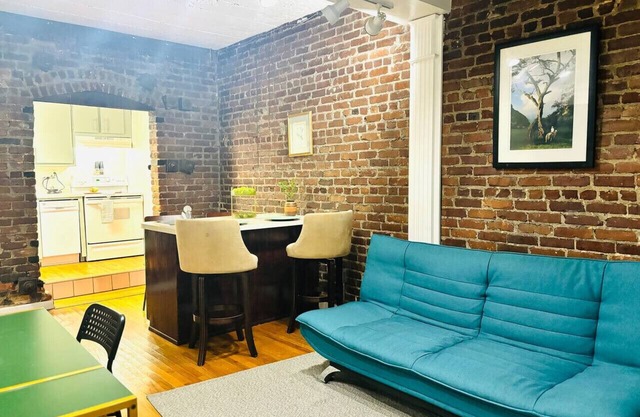 Ground floor flat at Virginia Highlands