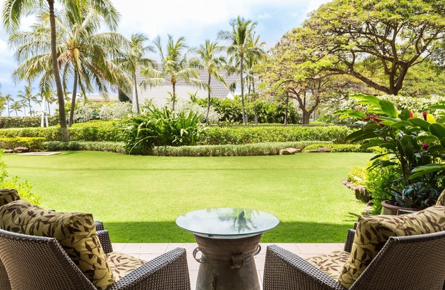 Popular planta baja 2BR / 2BA villa Ko Olina Beach Villas