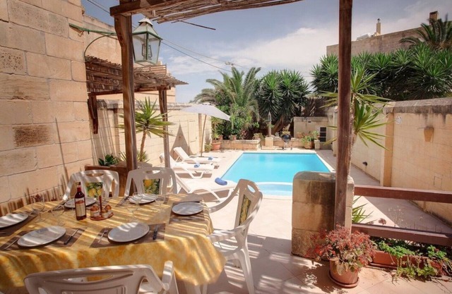 Casa rural / villa en Tan-Nanna con piscina privada, cocina (para 21)