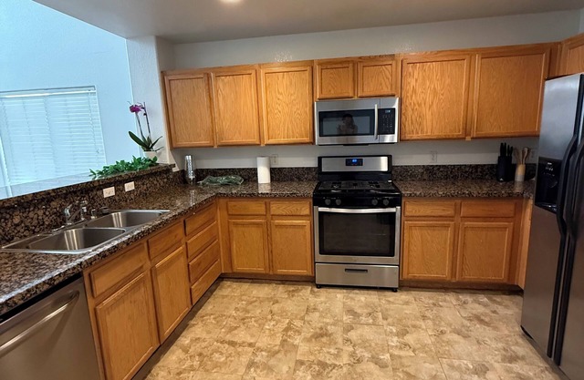 Group get away in this Spacious 4-bedroom house in vibrant Las Vegas