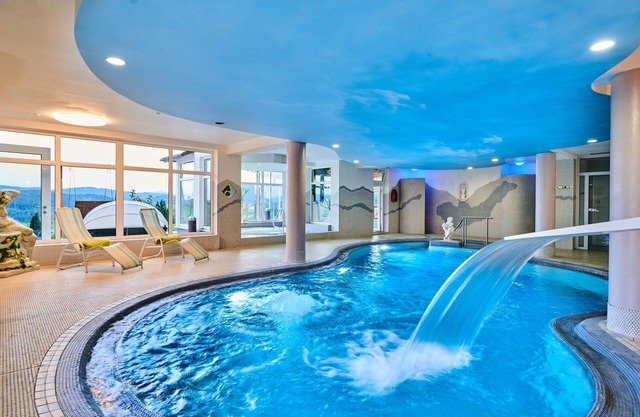 Group house MeiZeit 18 people - dogs allowed - outdoor pool - Bavarian Forest