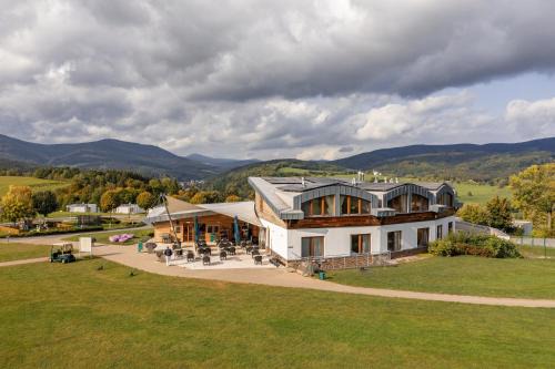 Grund Resort Golf and Ski