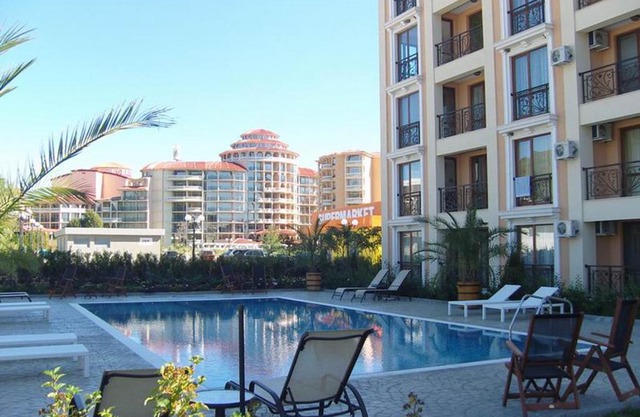 GT Villa Astoria Apartments
