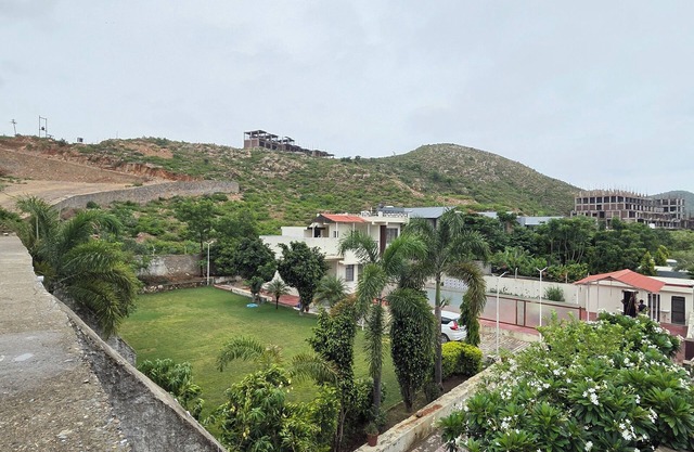 Gtn Aranya Villas Powered By Gtn Holidays Llp 2 BHK Garden pool kitchen villa