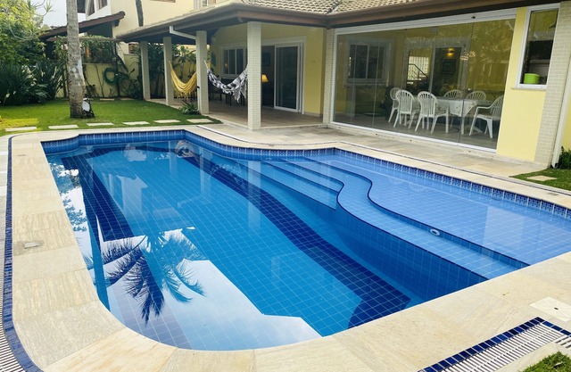 Casa Guaecá con accesibilidad para silla de ruedas. 5 suites y piscina privada